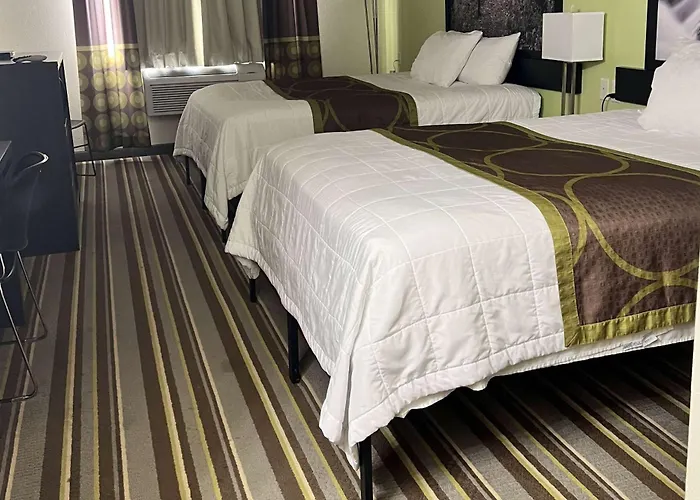 Super 8 By Wyndham Nebraska City