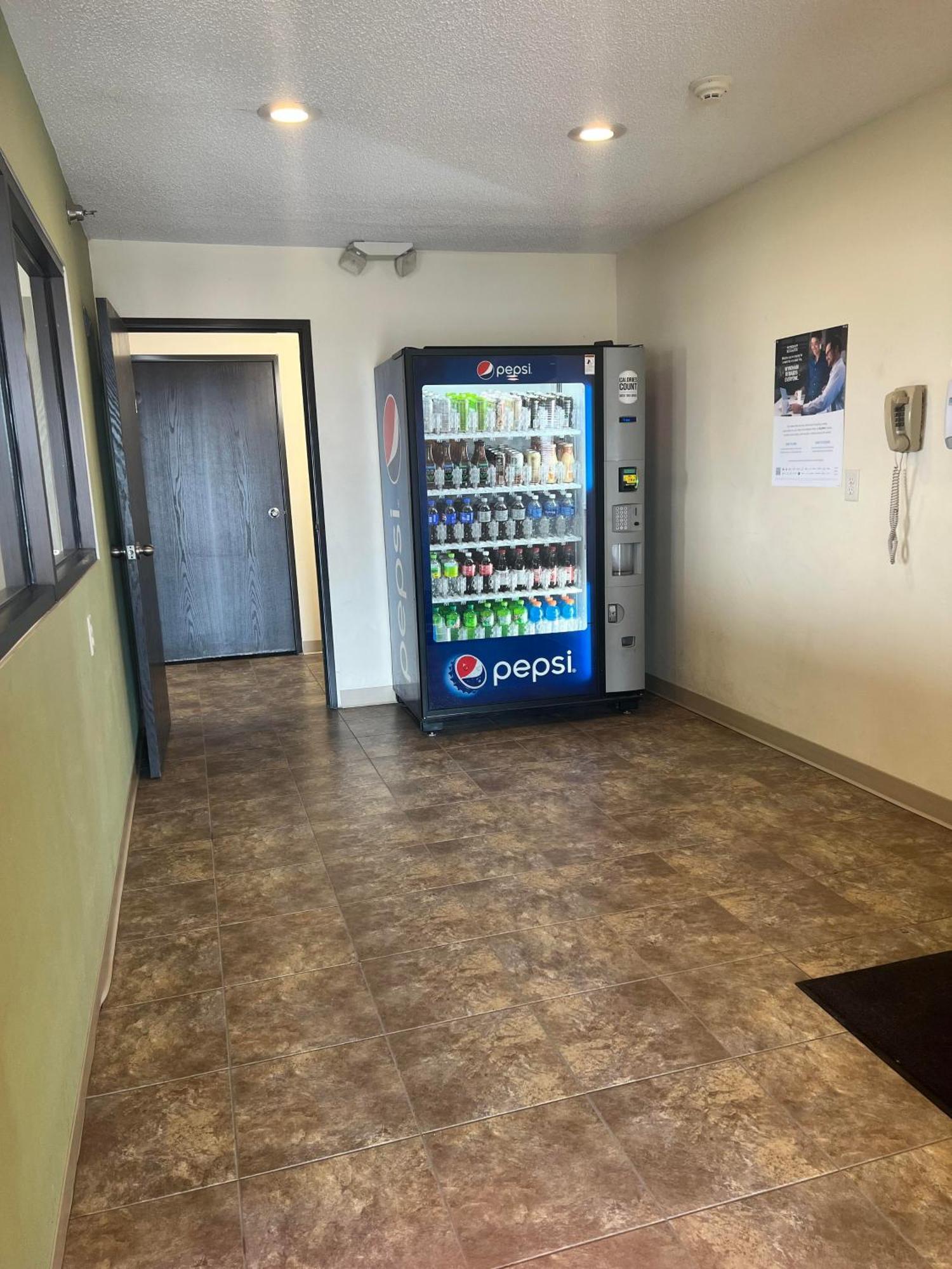 Super 8 By Wyndham Nebraska Hotel